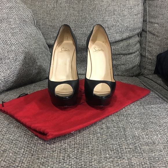 🚫SOLD🚫Authentic Christian Louboutins - Picture 6 of 6
